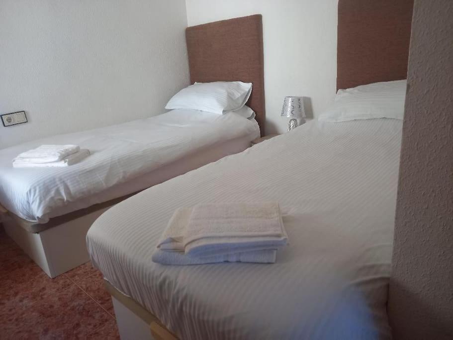 2 bedroom apartment. Orihuela. Buitenkant foto