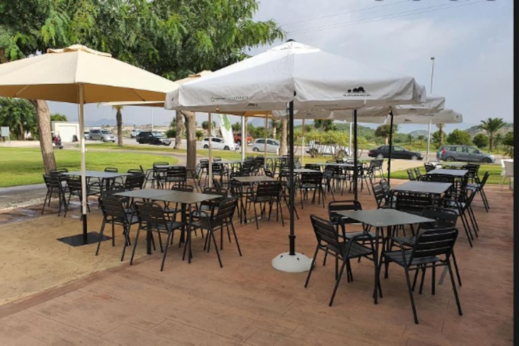 2 bedroom apartment. Orihuela. Buitenkant foto